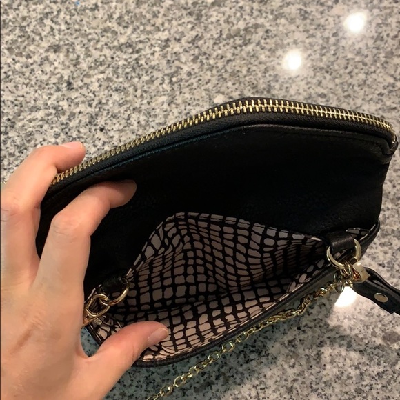 Black leather crossbody - Picture 3 of 4